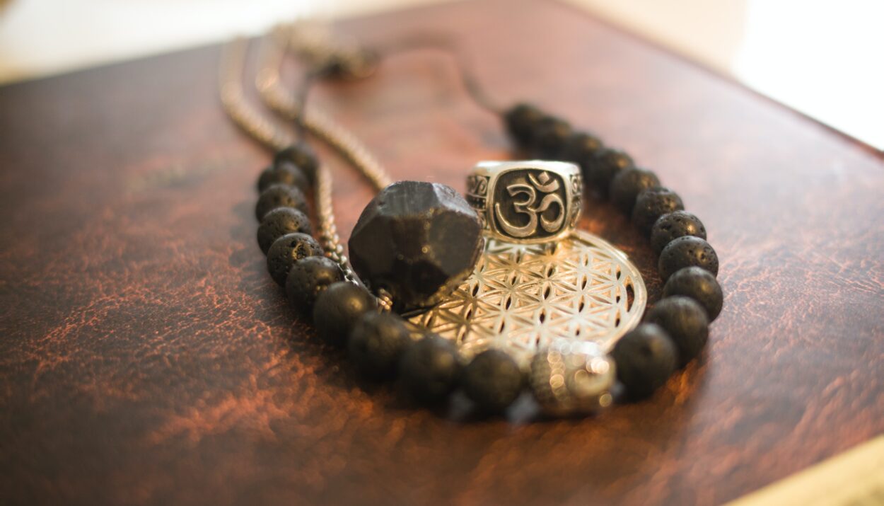 Mastering the Law of Attraction: How to Manifest Your Dreams