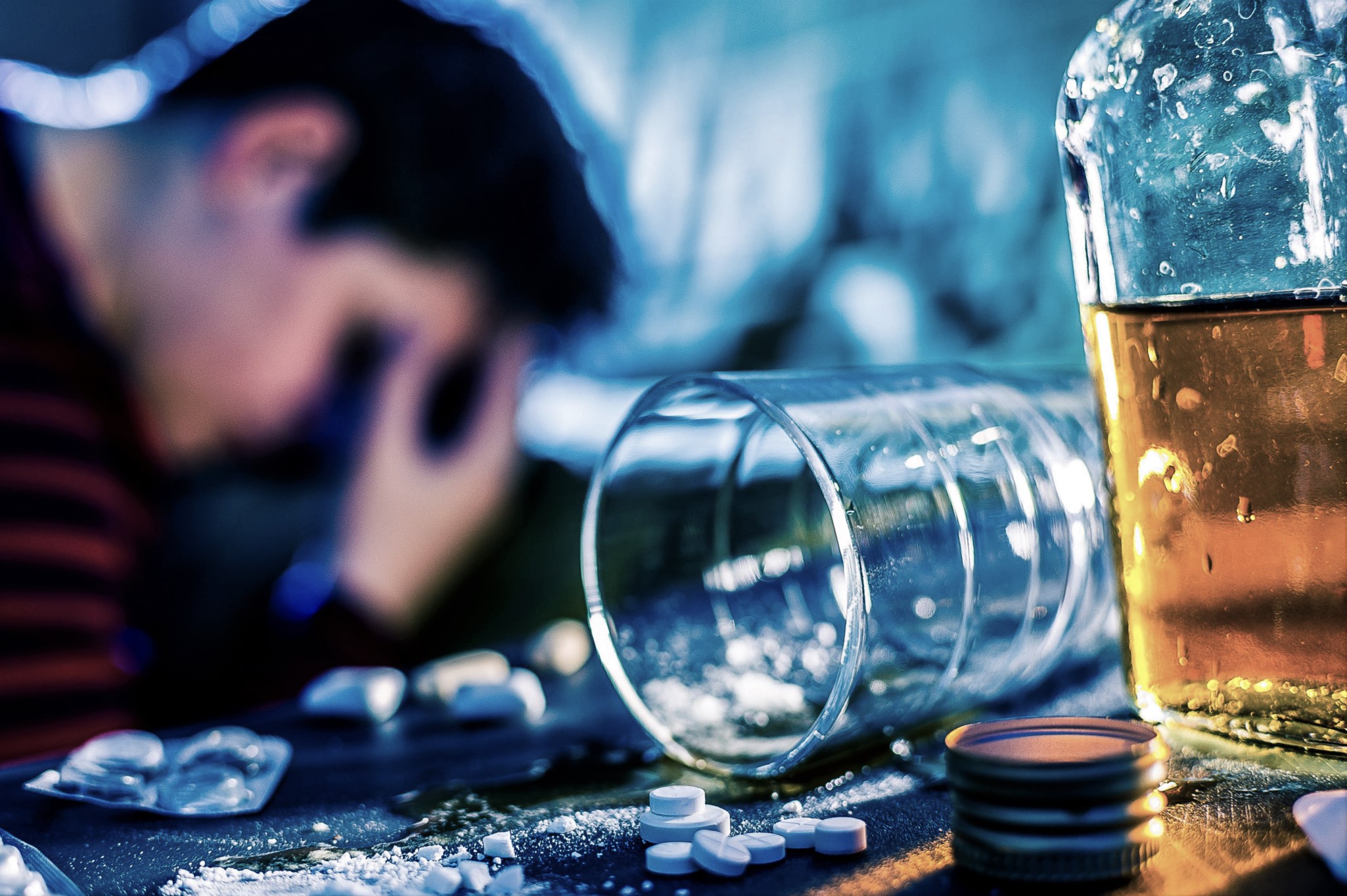 dangers of mixing alcohol and antidepressants